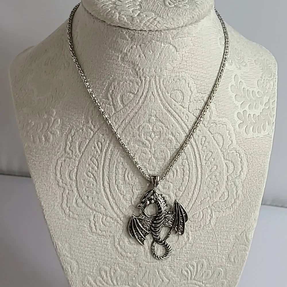 Dragon Necklace Antique Silver Flying Dragon Pendant Viking Fantasy Gothic 23
